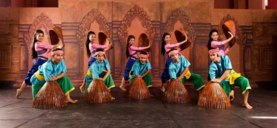 Robam Nesat or Khmer Fishing Dance