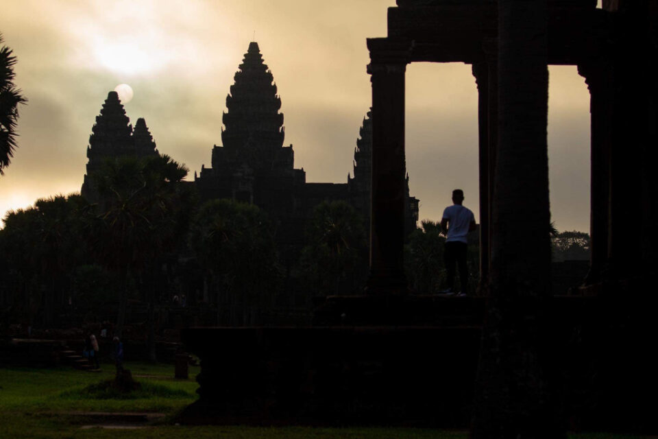 Sun Rise at Angkor Temple © Vantha Korng