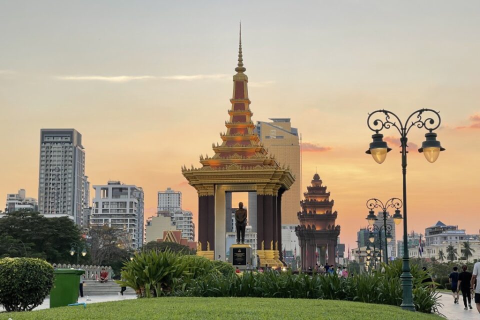 Independence Monument © Bank-IntoCambodia