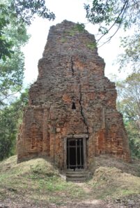 Sambor Prei Kuk - Prasat N11 © So Sokun Theary