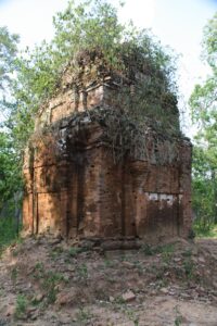 Chamreh Temple or Oap Oun Temple © Beyondangkor.org